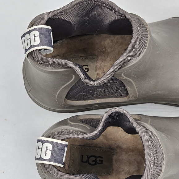 UGG Women's 9 Chevonne Rain/Snow Boot w/ Sheepskin Insoles in Charcoal - Picture 6 of 14